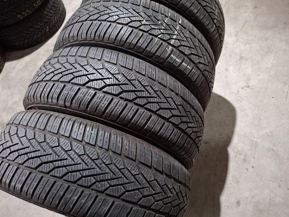 4 Anvelope de iarnă 205 60 r16 Semperit