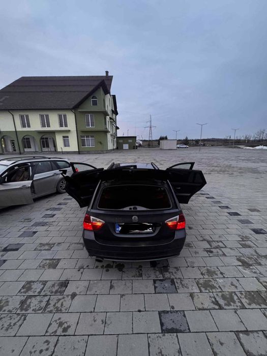 BMW seria 3 e91  an 2008 177cp