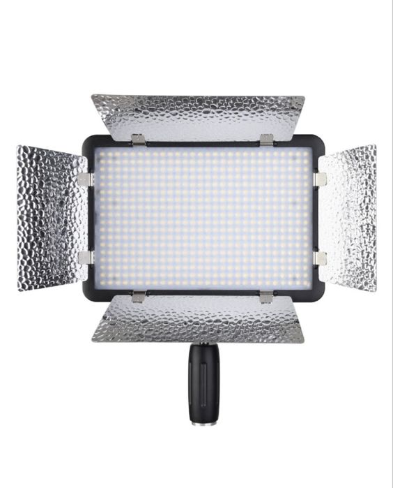 Постоянный свет Godox LED500LRC