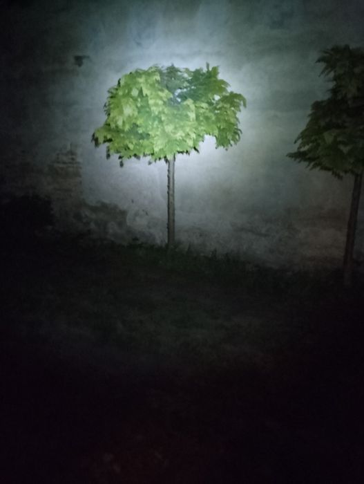 Lanterna led cu acumulator slim