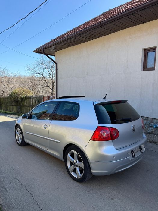 Vând Golf 5 GT Sport 1.9 TDI 6 trepte 2008