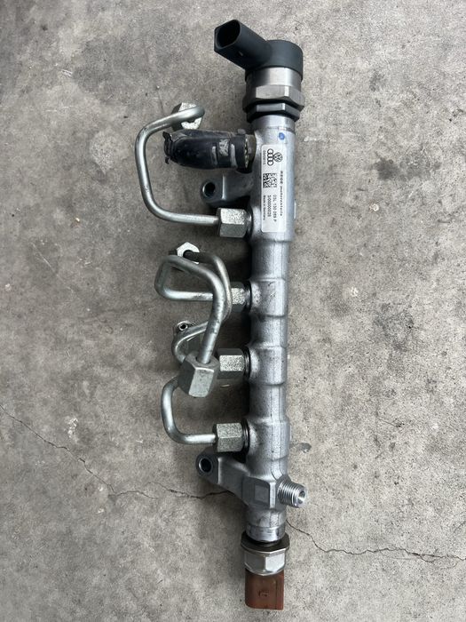 Горивна рейка Рейл 2.0TDi 03L 130 089 P 140кс 170кс 177кс
