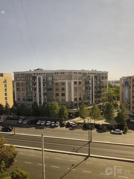 ЦУМ Улица Афросиаб Ц-7 ор Ойбек М 2х ком 55м2 с арендатором за 700$