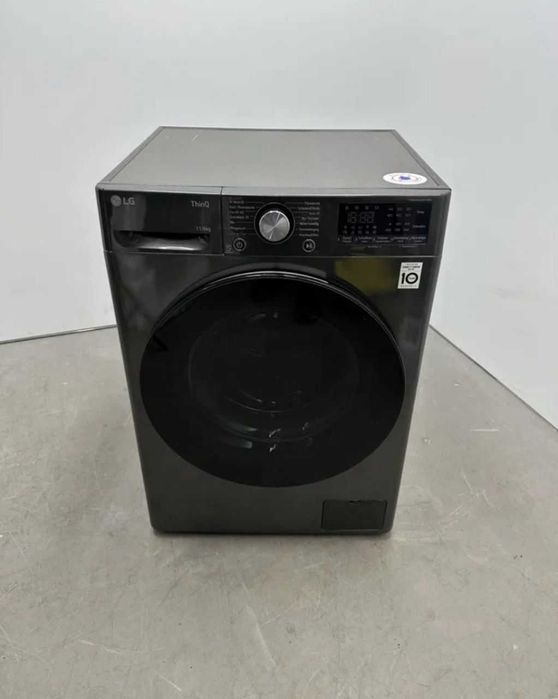 Продаю стиральную машинку LG.