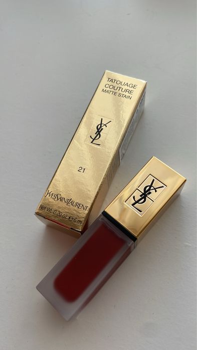 Лот от козметика