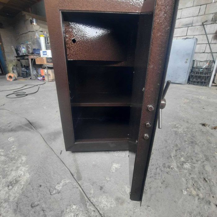 сейф металлический 750x450x350  сейф стеллаж метал шкаф от первых рук