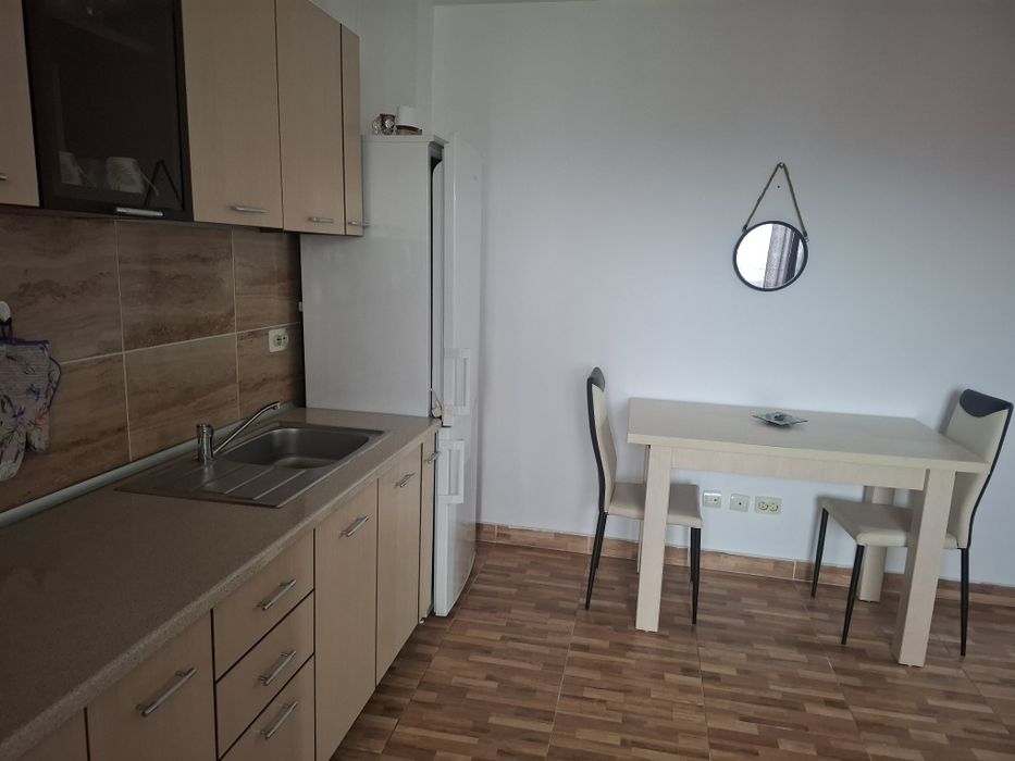 Inchiriez apartament 2 camere