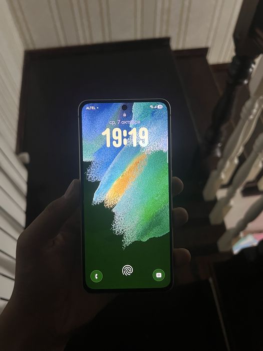 Samsung s21fe околоидеал