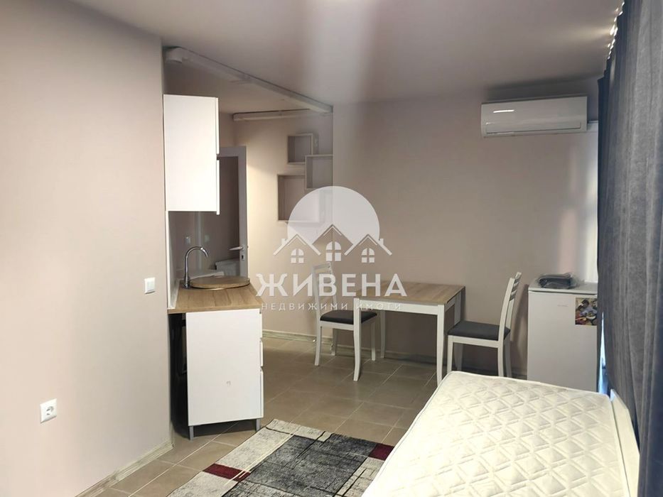 Дава се под наем Едностаен апартамент в Варна, Колхозен пазар - 23 кв.м за 255 € - Снимка #4