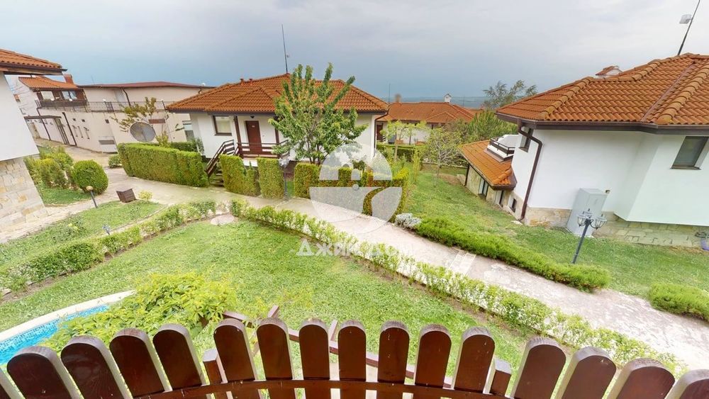 Продава се Къща в с. Кошарица, Област Бургас - 143 кв.м за 1042 €/кв.м - Снимка #10