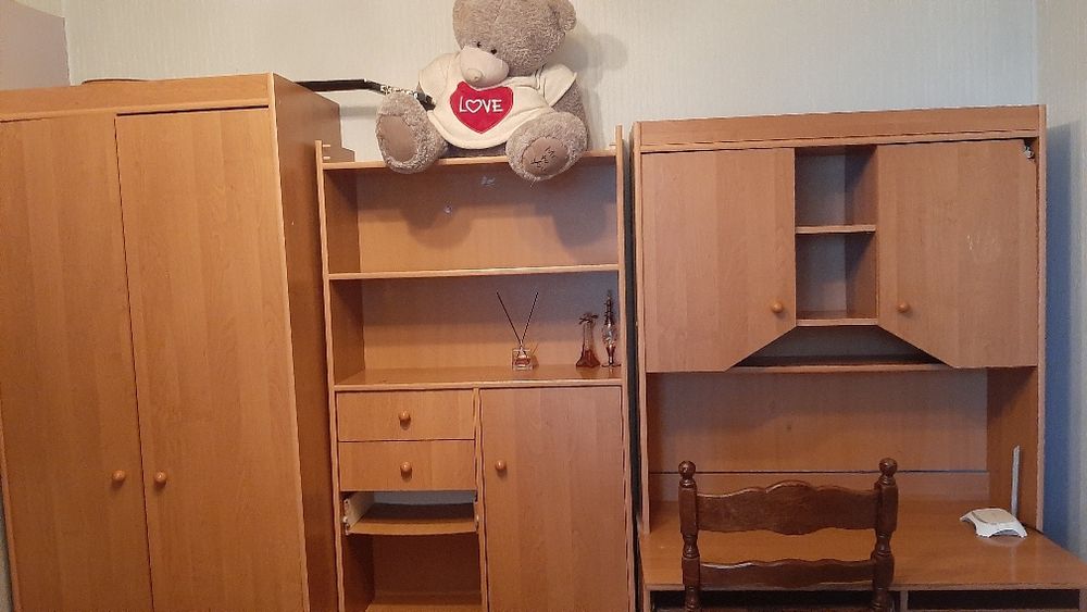 Продается подрастковая мебель.