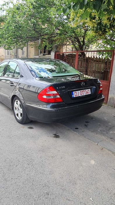 MERCEDES-BENZ E-Class 2004 — imagine 3