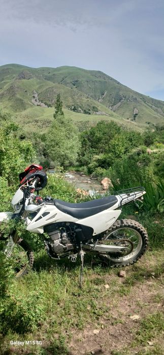 Продам эндуро 250 кубов