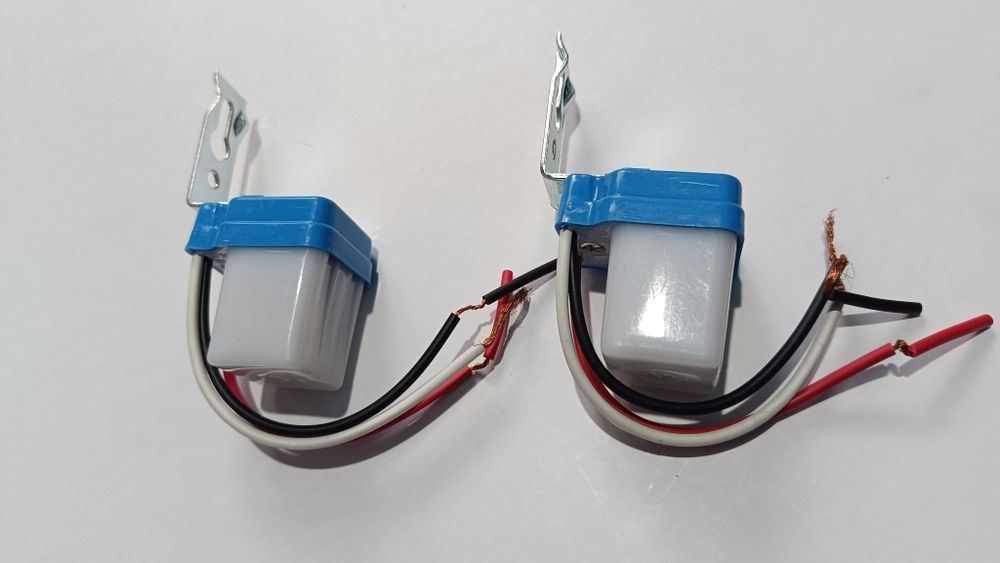 Circuit fotosensibil pt aprins bec la sosirea noptii