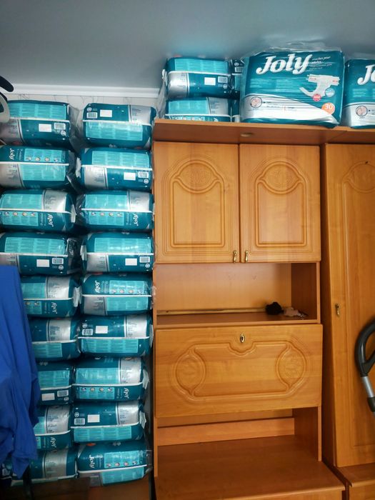 Продам для взрослых памперсы