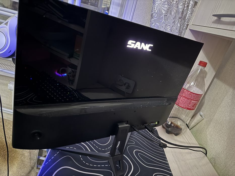 Продам монитор SANC