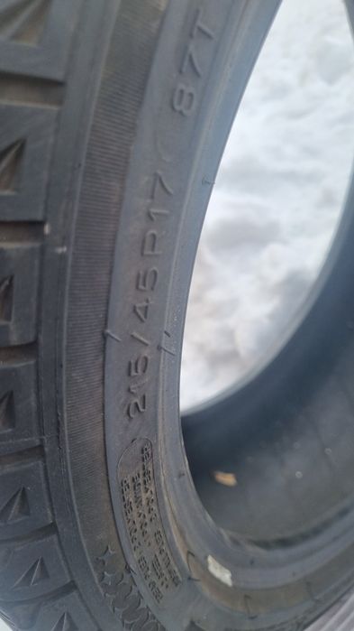 Michelin зима 215.45r17