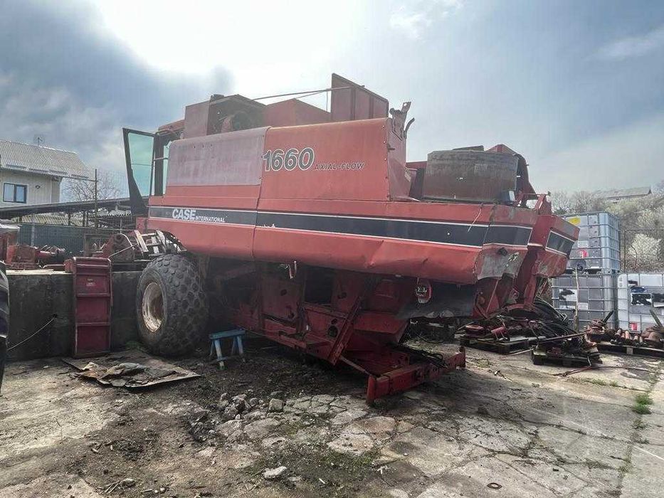 Dezmembrez combine CaseIH 1440 1460 1480 1640 1660 1680 2166 2188 2388