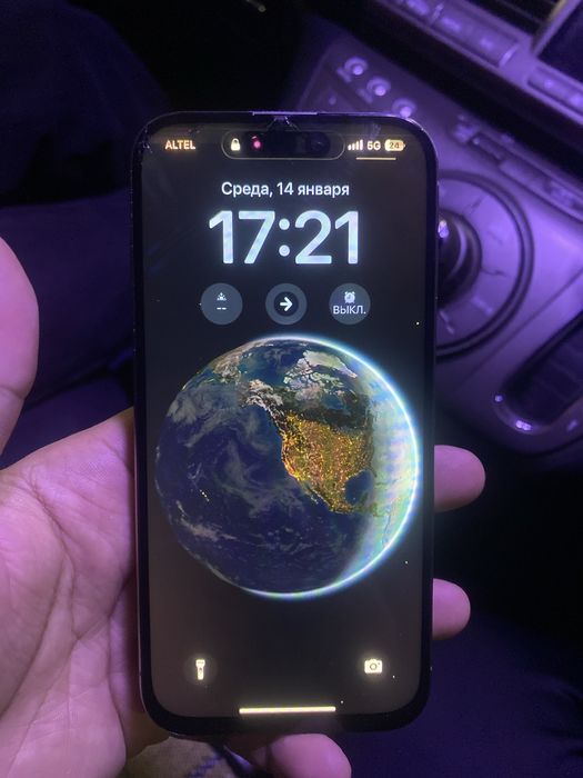 Продам Айфон 15 про срочно