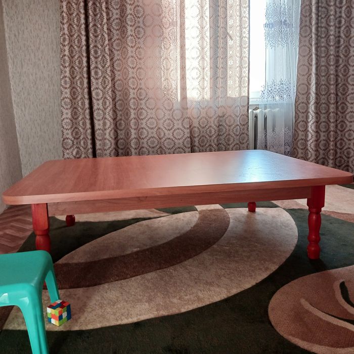 Продам кух. столы 2 шт одинаковые