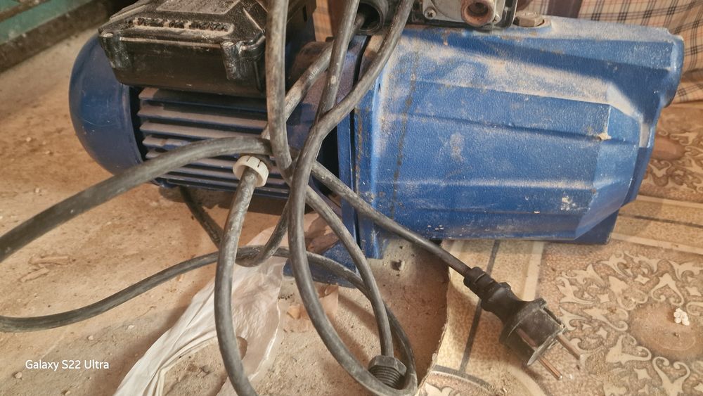 Перфоратор 2штук инасос