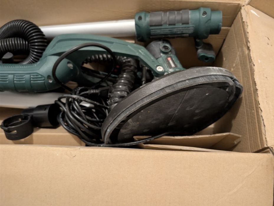 Продавам жираф Parkside