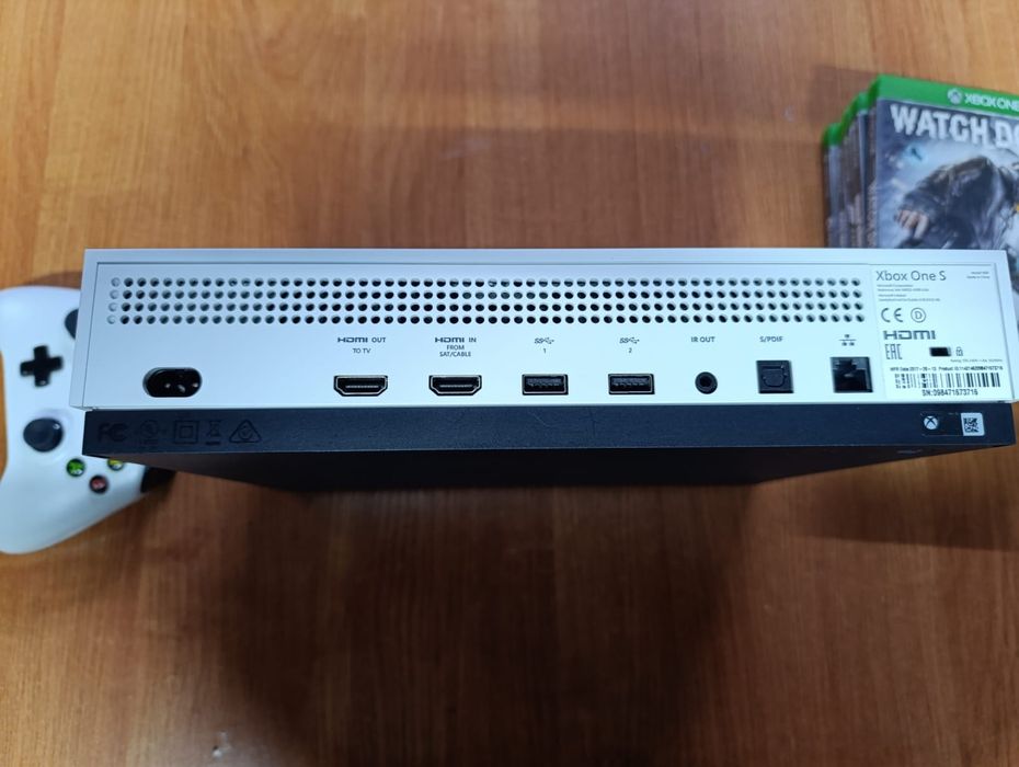Продам Xbox One S