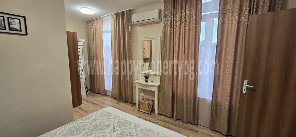 Продава се Двустаен апартамент в к.к. Слънчев бряг - 72 кв.м за 1084 €/кв.м - Снимка #10