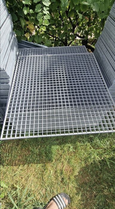 Grătare zincate galvanizate