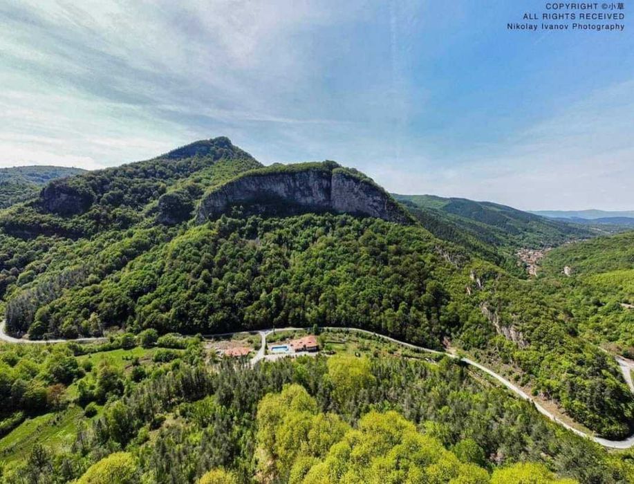 Продава се Къща в София, Бояна - 1600 кв.м за 1125 €/кв.м - Снимка #6