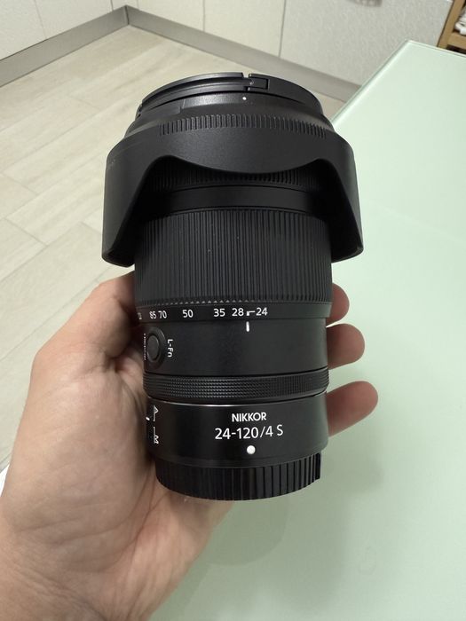 Vand Nikon Z 24-120 f4 S