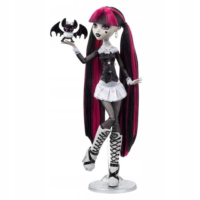 Papusa Monster High Draculaura