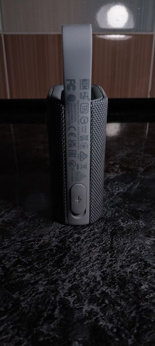 Продам Xiaomi Sound Pocket