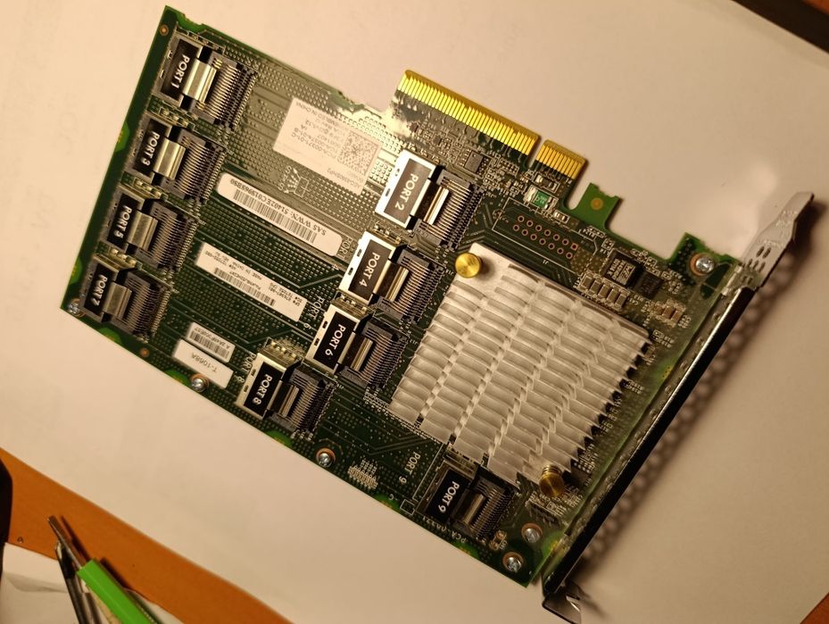 RAID-контроллер HPE Smart Array P408i-a SR Gen10