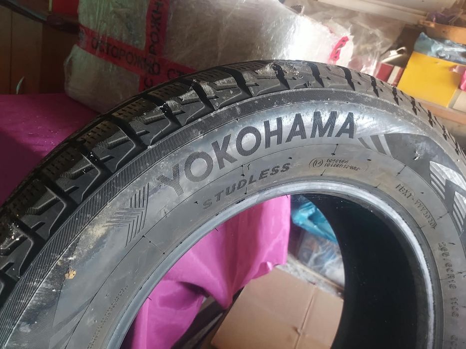 Зимние шины 265 / 60 R18 YOKOHAMA