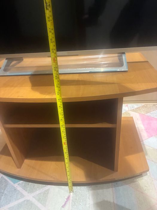 Тв Шкаф в отлично състояние