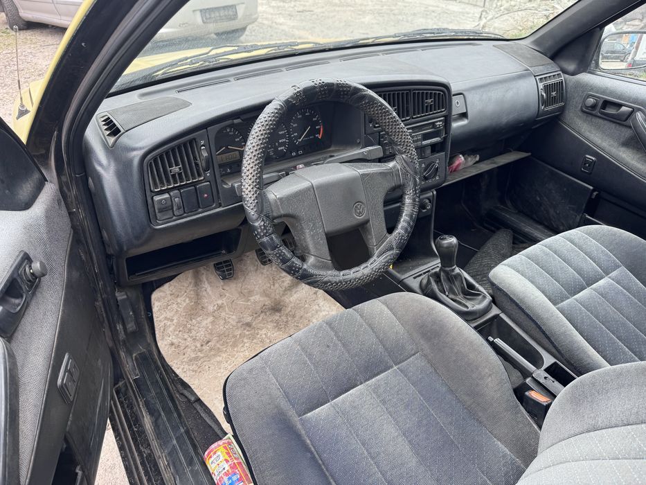 Vw Passat b3 1.8i 90кс На Части