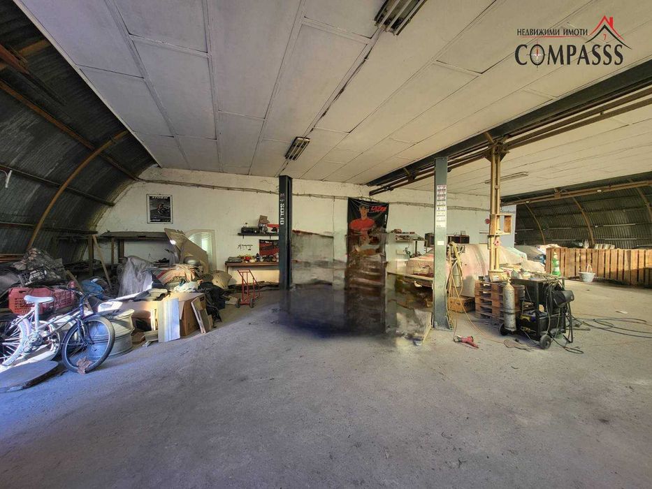 Продава се Склад в Добрич, ЖП Гара - 1680 кв.м за 93 €/кв.м - Снимка #13