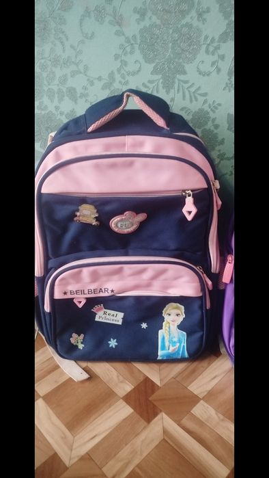 Рюкзаки школьные