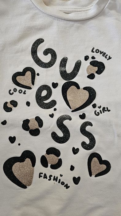 Блуза и клин на Guess за момиче на 4 години