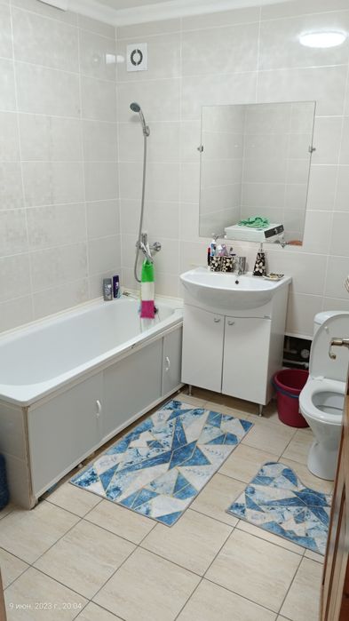 Продам квартиру 4ком.