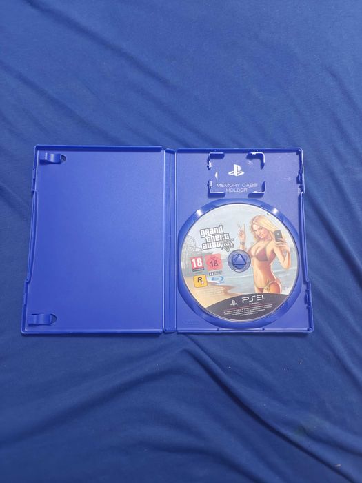 Jocuri PS3& PS4 GTA 5 (V) PS3 - Doar discul + FIFA 19 NBA 2k18 PS4