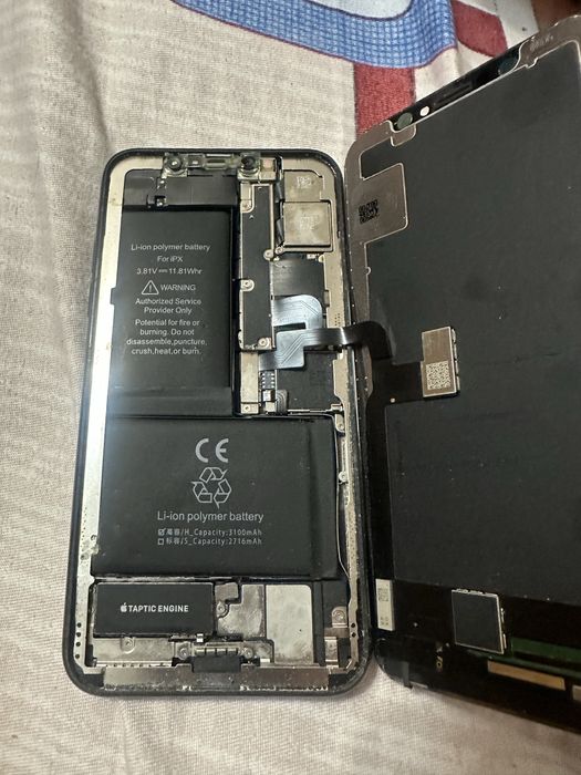 Продам айфон 10(X)