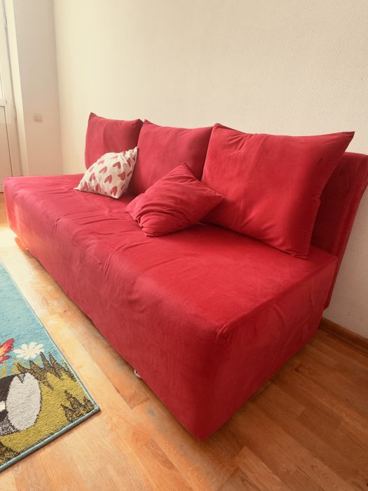 Диван отдам даром