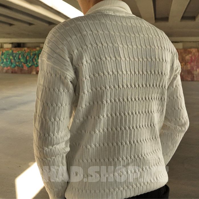 Белый Полу-замок