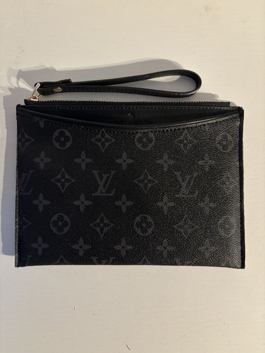 Louis Vuitton Клъч