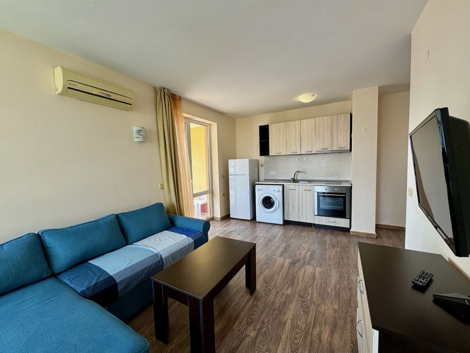 Продава се Двустаен апартамент в Свети Влас - 68 кв.м за 1442 €/кв.м - Снимка #4