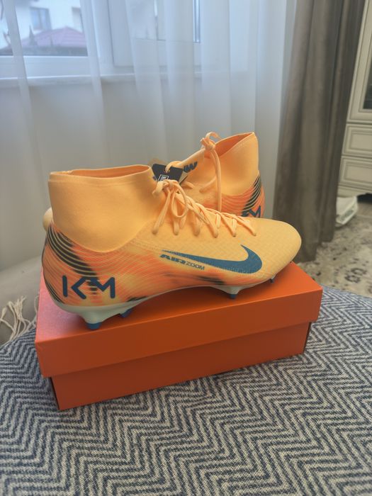 Ghete de Fotbal Nike Superfky KM