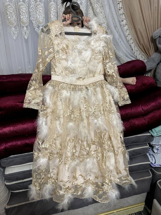 Продается Плате на вечерное