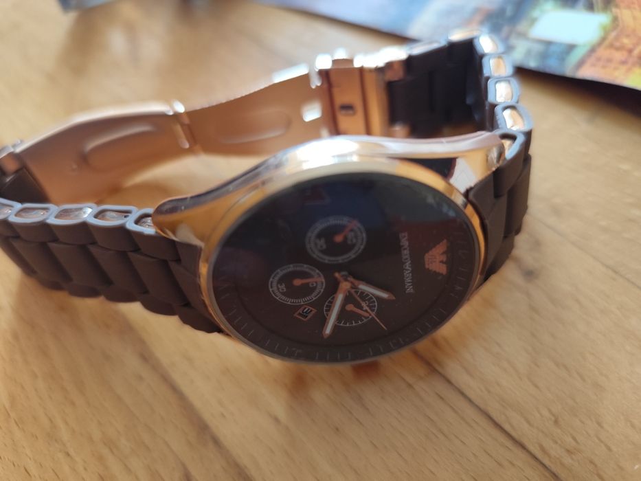 Breathing Bentley /Armani